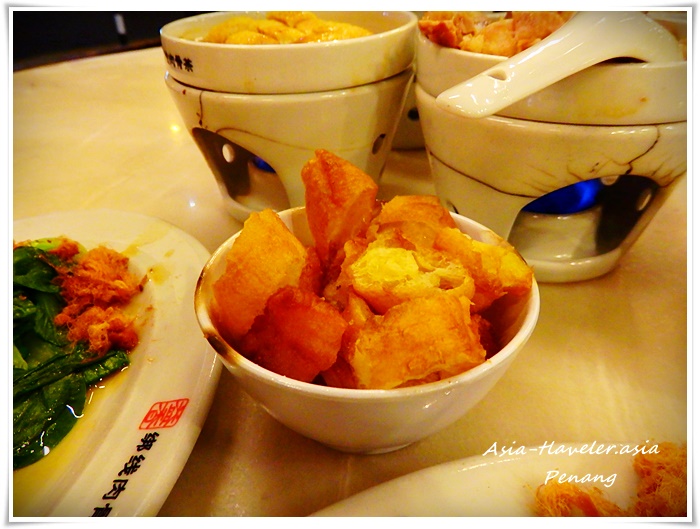 ペナン島バクテーに添えられた腐竹の揚げ物