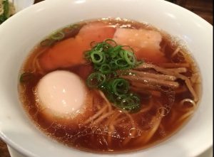 鳴龍のしょうゆラーメン