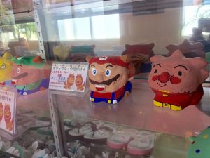 沖縄のアンパンマンとマリオとルイージ
