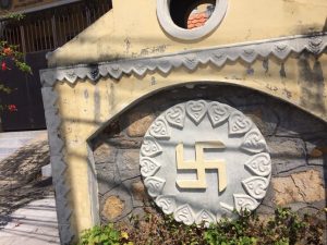 ベトナムのブンタウで見かける仏教寺院、お寺で見かける90パーセントは逆卍