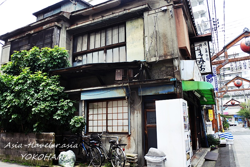 横浜 関内 サイフォン式で淹れてくれるレトロ喫茶 珈琲専科 小島屋 東南アジア半年生活12年目の旅行記と地図