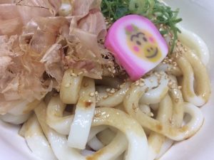 #たまり醤油 の伊勢うどんのタレ、かまぼこ、猿、カッパ.jpeg