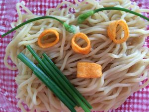 麺の顔、タイ自炊生活