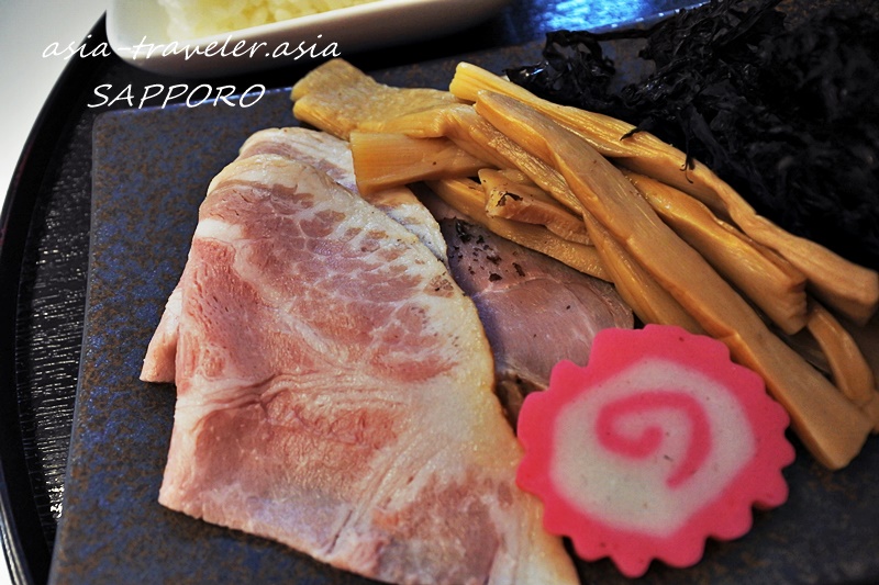 札幌・風棶堂の低温チャーシューとメンマ別皿盛り