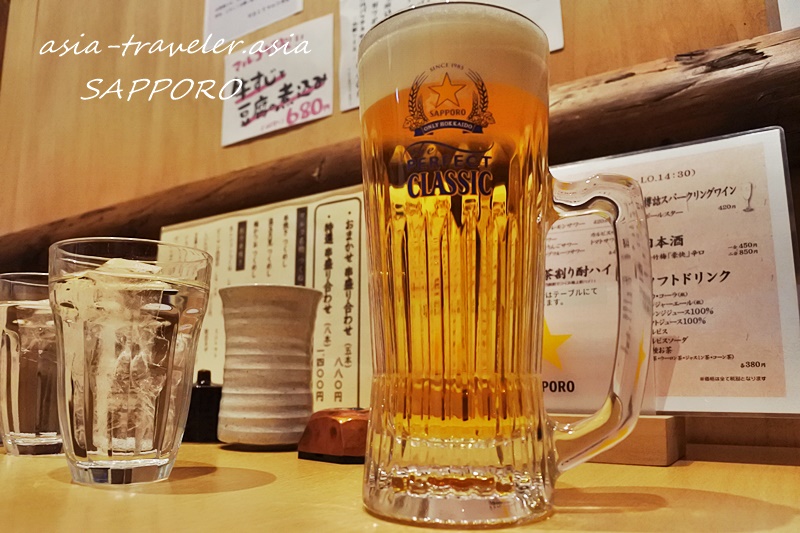 やきとりマルコ本店のサッポロパーフェクトクラシック樽生中ジョッキ