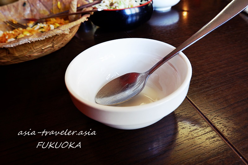 ナングロガル福岡のデザート用小皿とスプーン