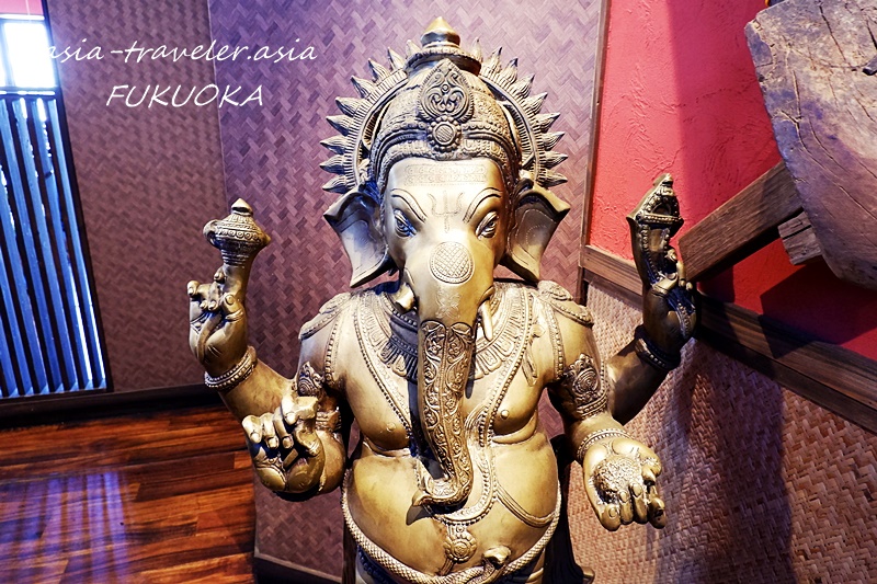 ナングロガル福岡の店内に鎮座するガネーシャ像