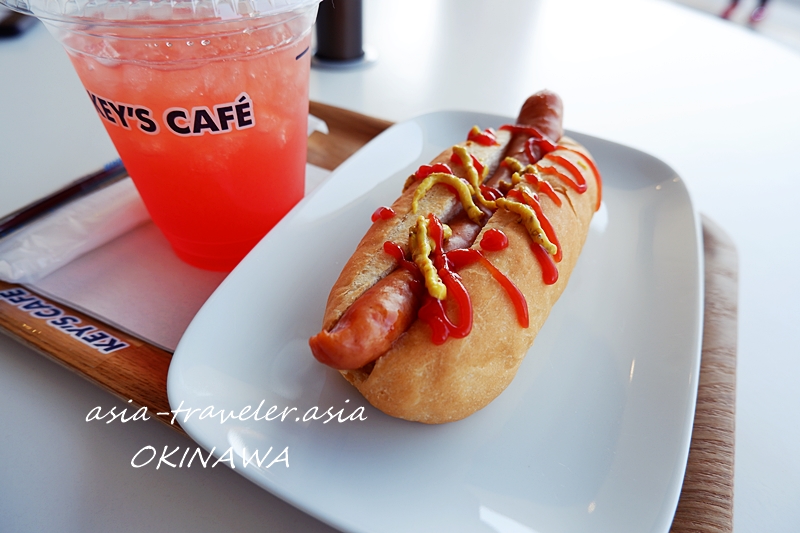 イーアス沖縄豊崎 Key's Cafe