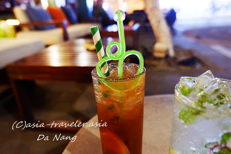ダナンのChu Restaurant & Barで楽しむロングアイランドアイスティーとモヒート