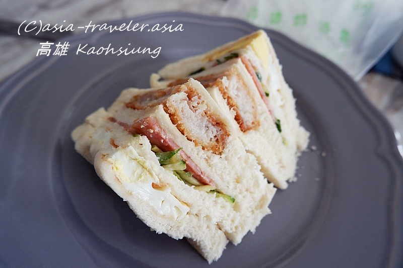 高雄で購入した鱈入り台湾式サンドイッチ
