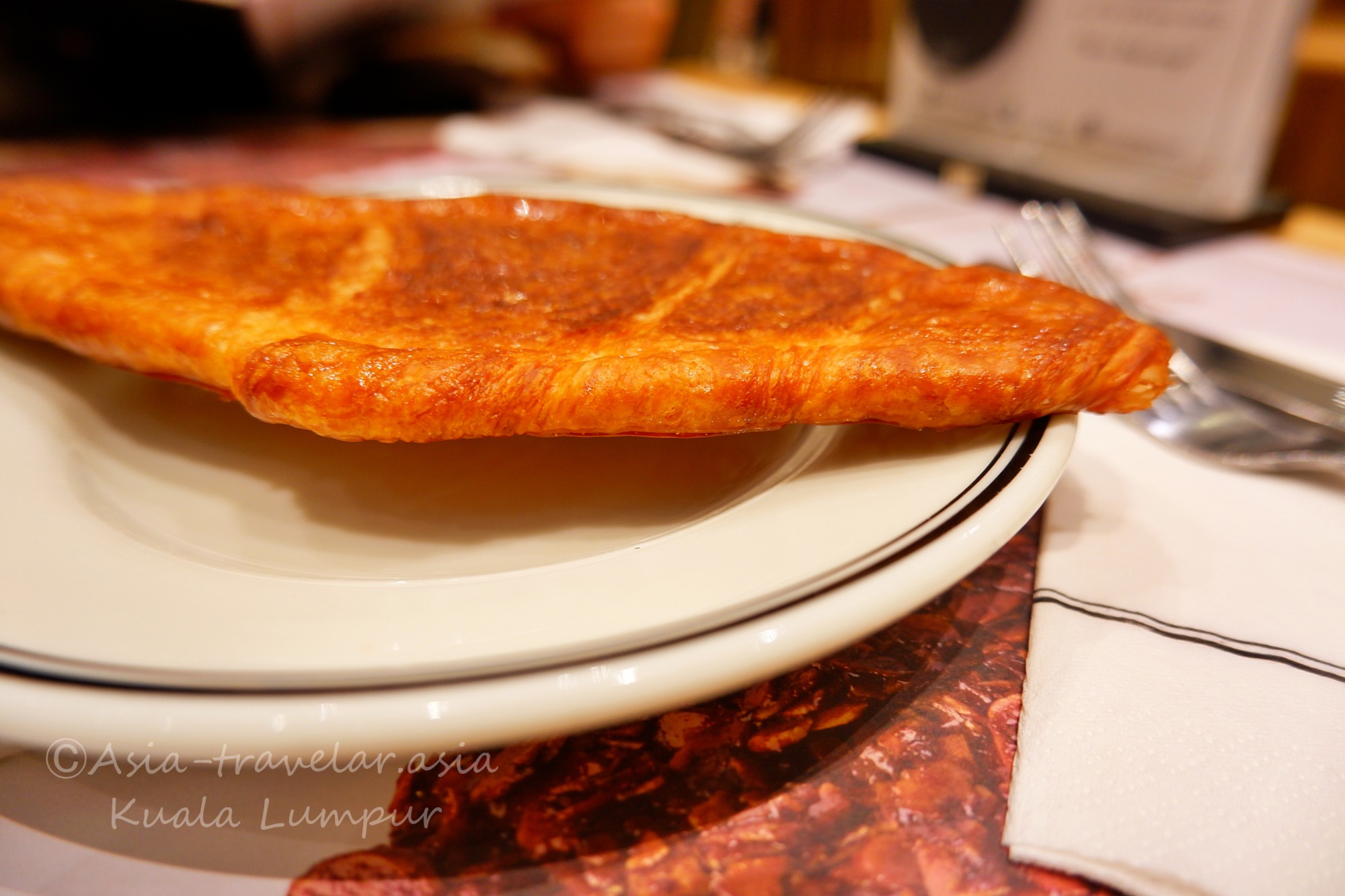 クアラルンプールPAULのキャラメリゼクロワッサン