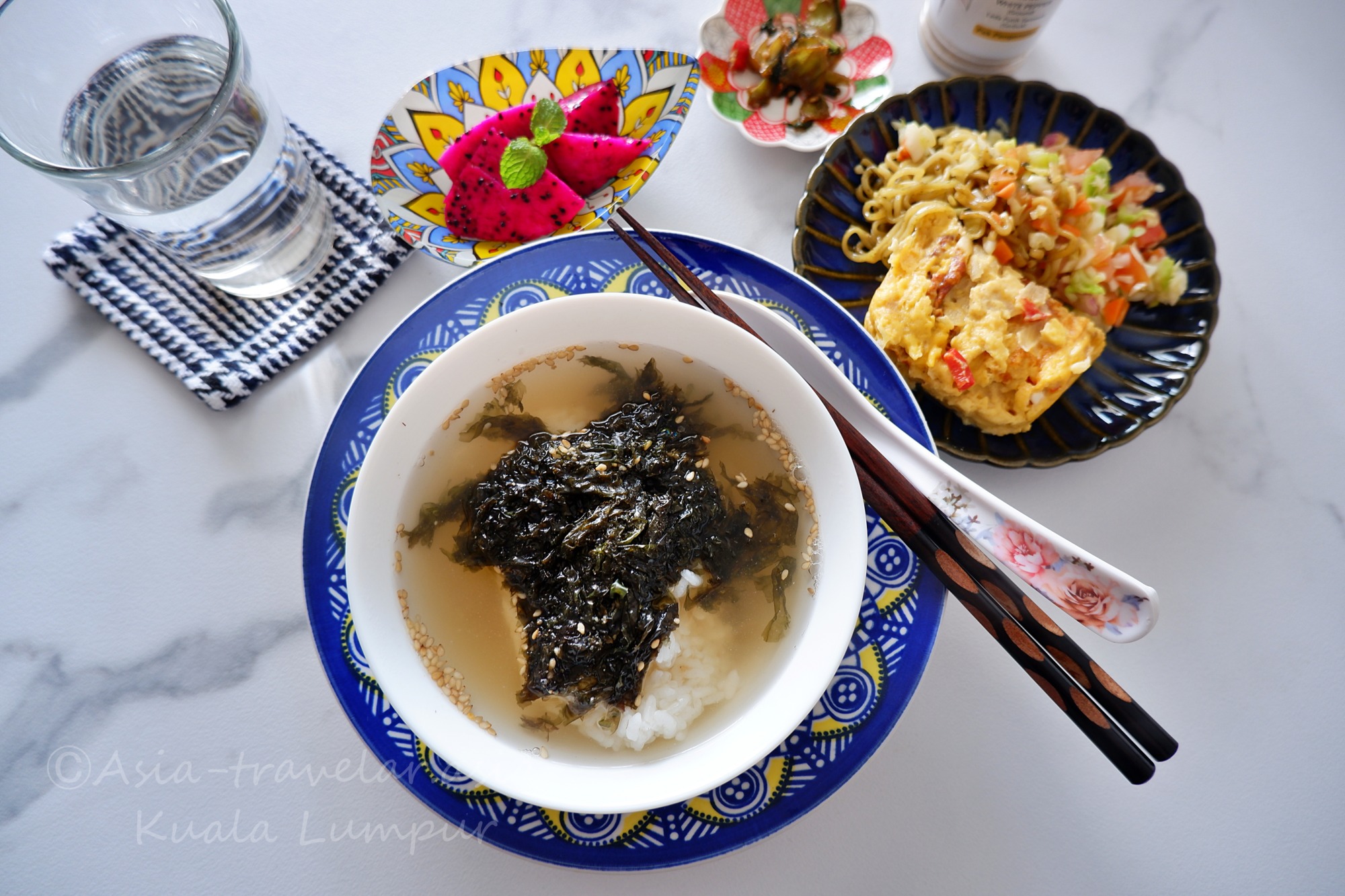 クアラルンプール自宅で作った海苔スープと副菜の献立