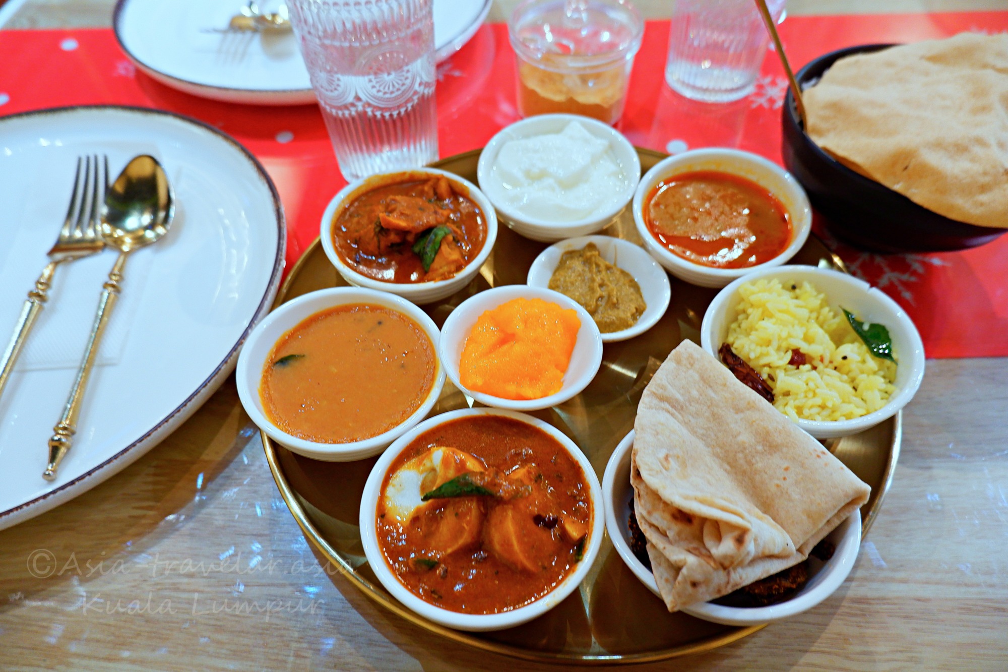 クアラルンプール「HERITAGE HOUSE」のノンベジターリー全品盛り