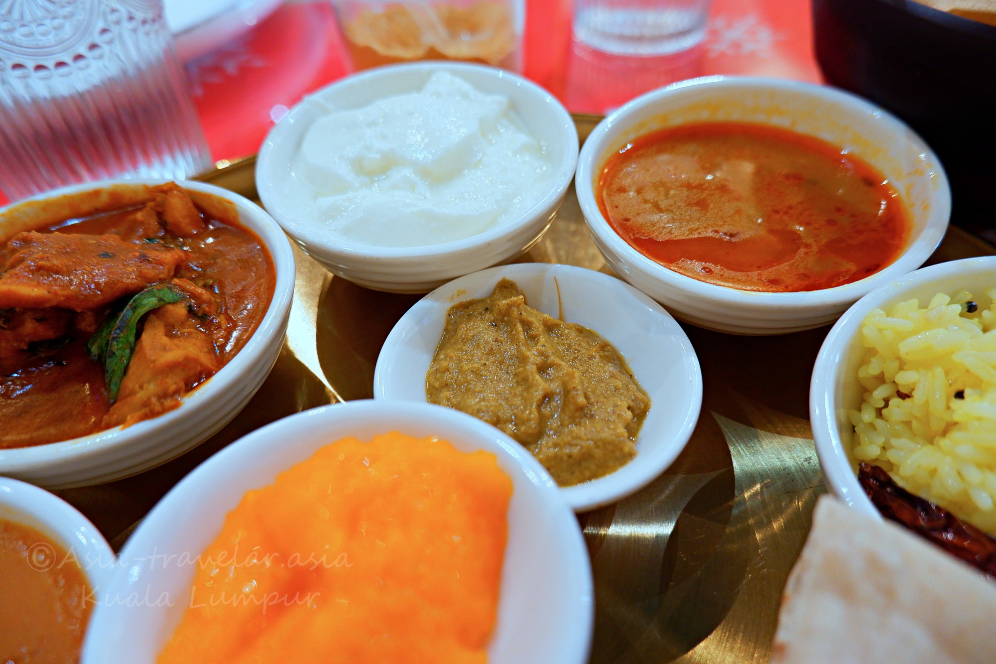 クアラルンプール「HERITAGE HOUSE」ノンベジターリーのカレー小鉢各種