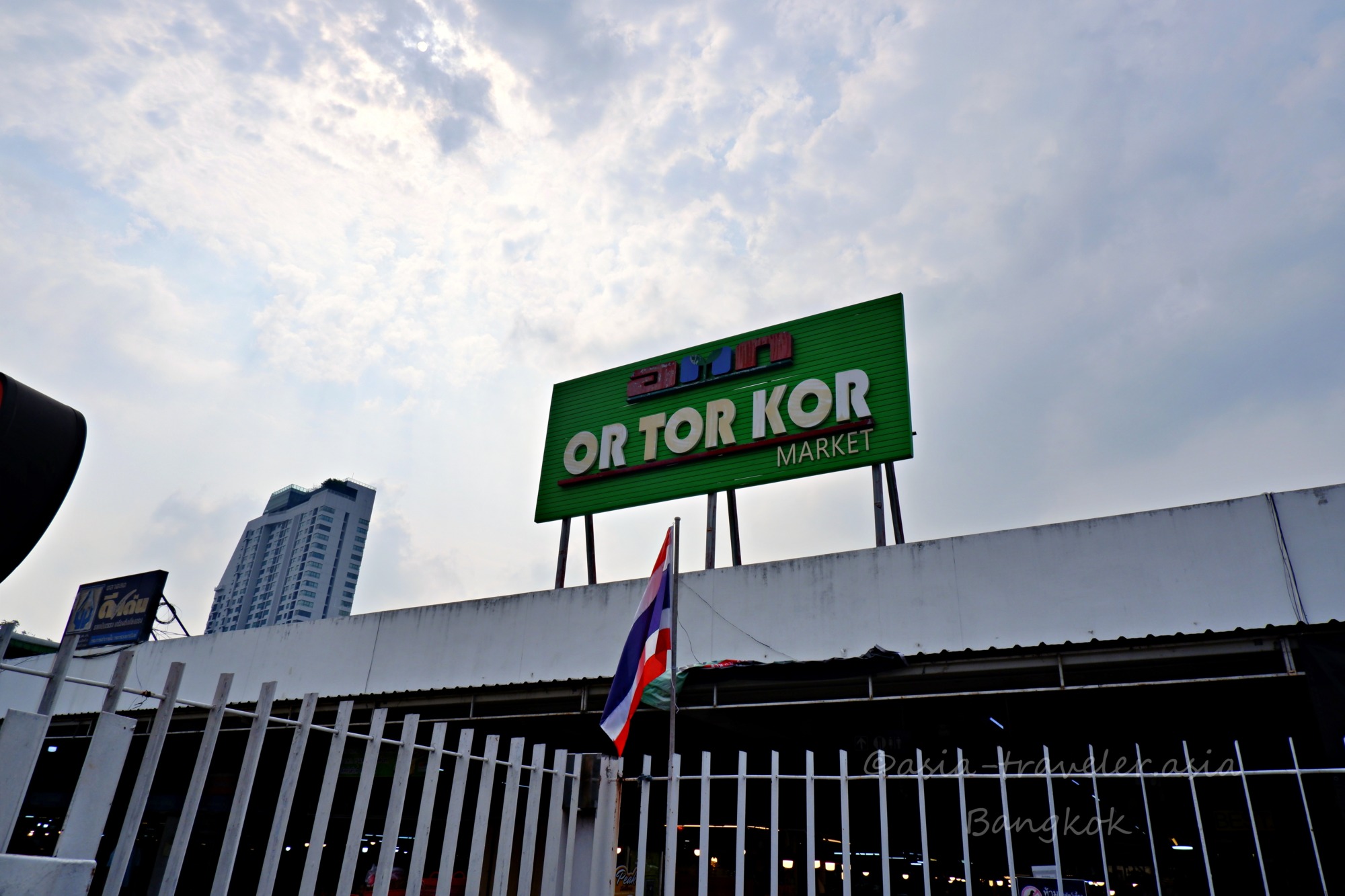 バンコク オートーコー市場