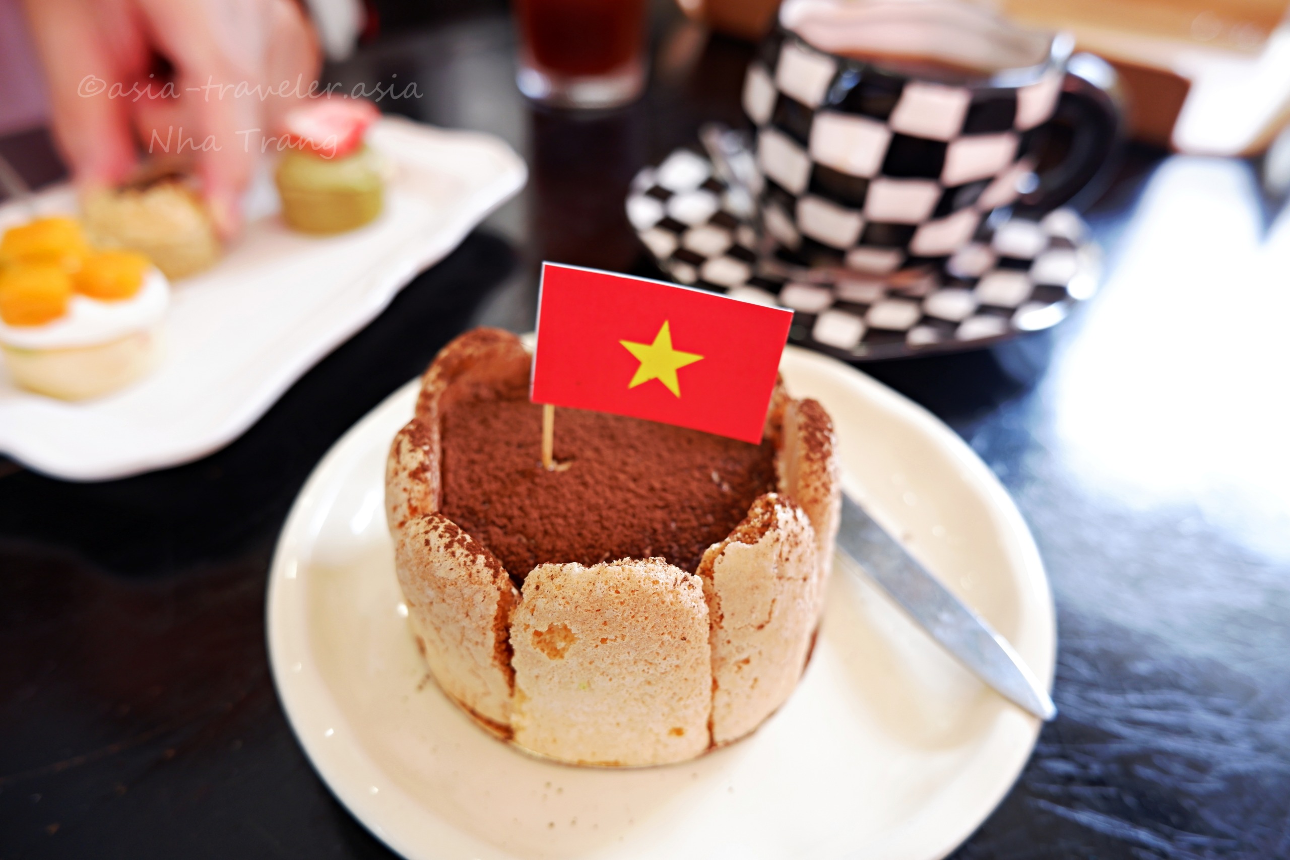 ニャチャン I Am Cake おすすめカフェ