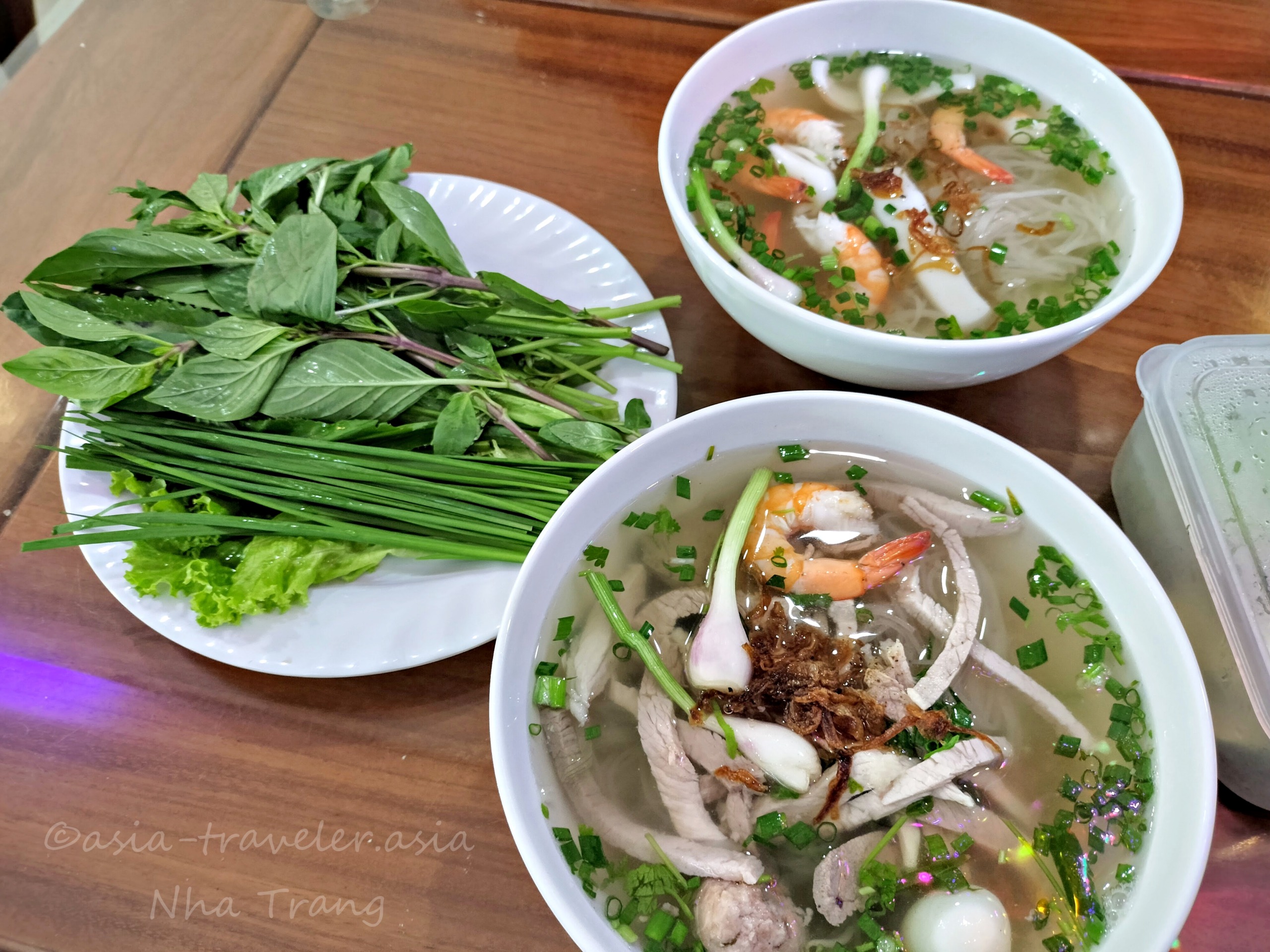 ニャチャン フーティウ