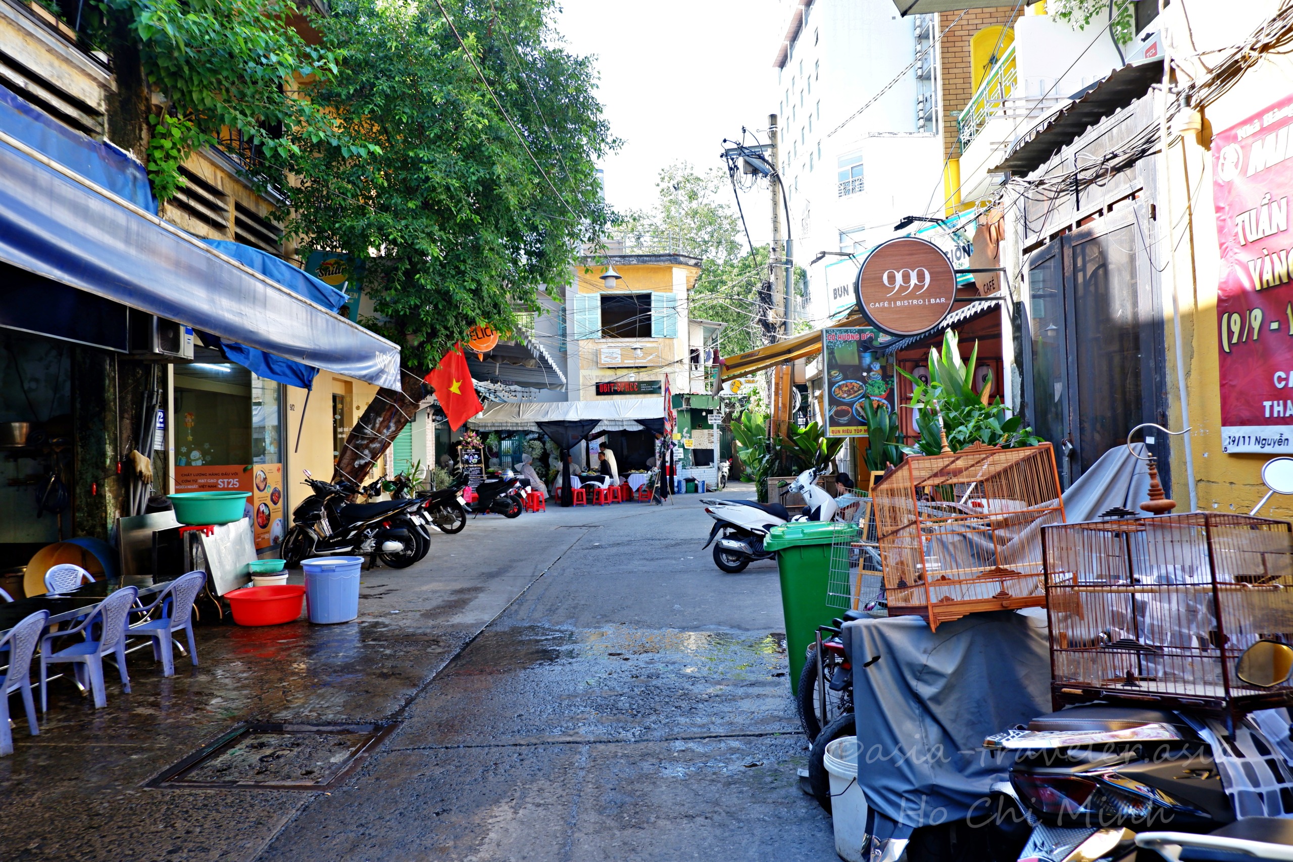 ホーチミン1区・グエンティミンカイ通りのヘム（小路）入口