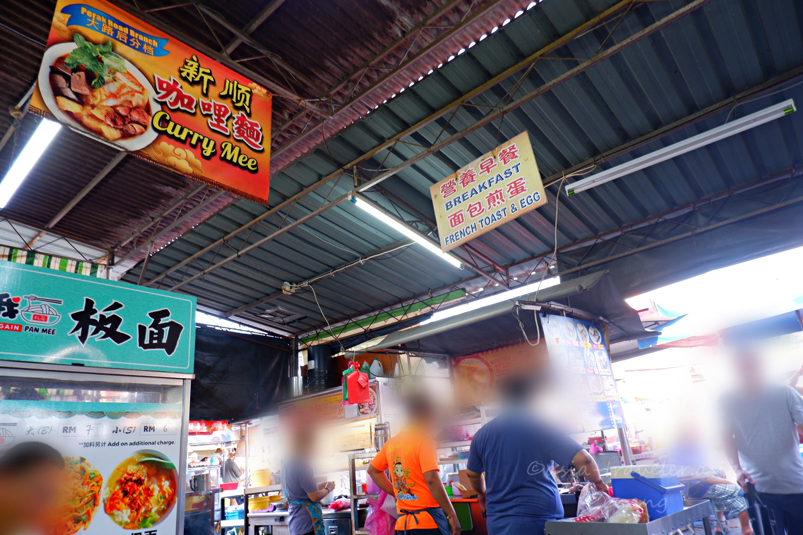 ジェルトンマーケット周辺のカリーミー屋台看板