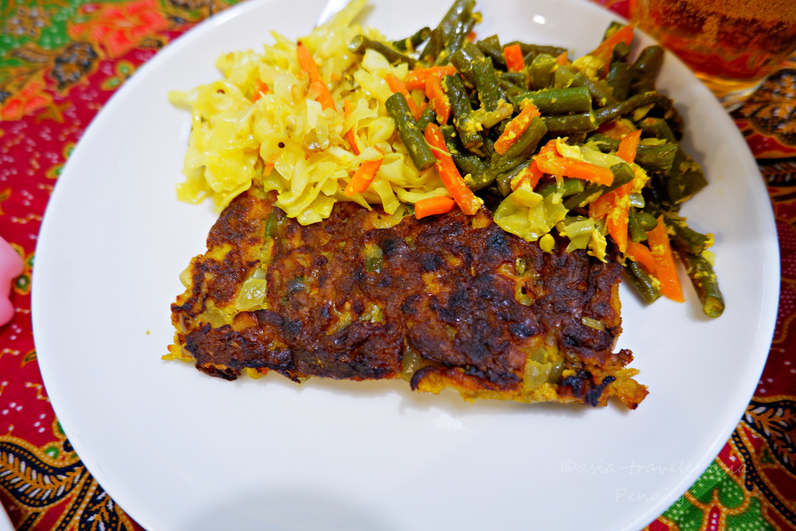 ラインクリアのテルダダと野菜炒め2種の盛り合わせ