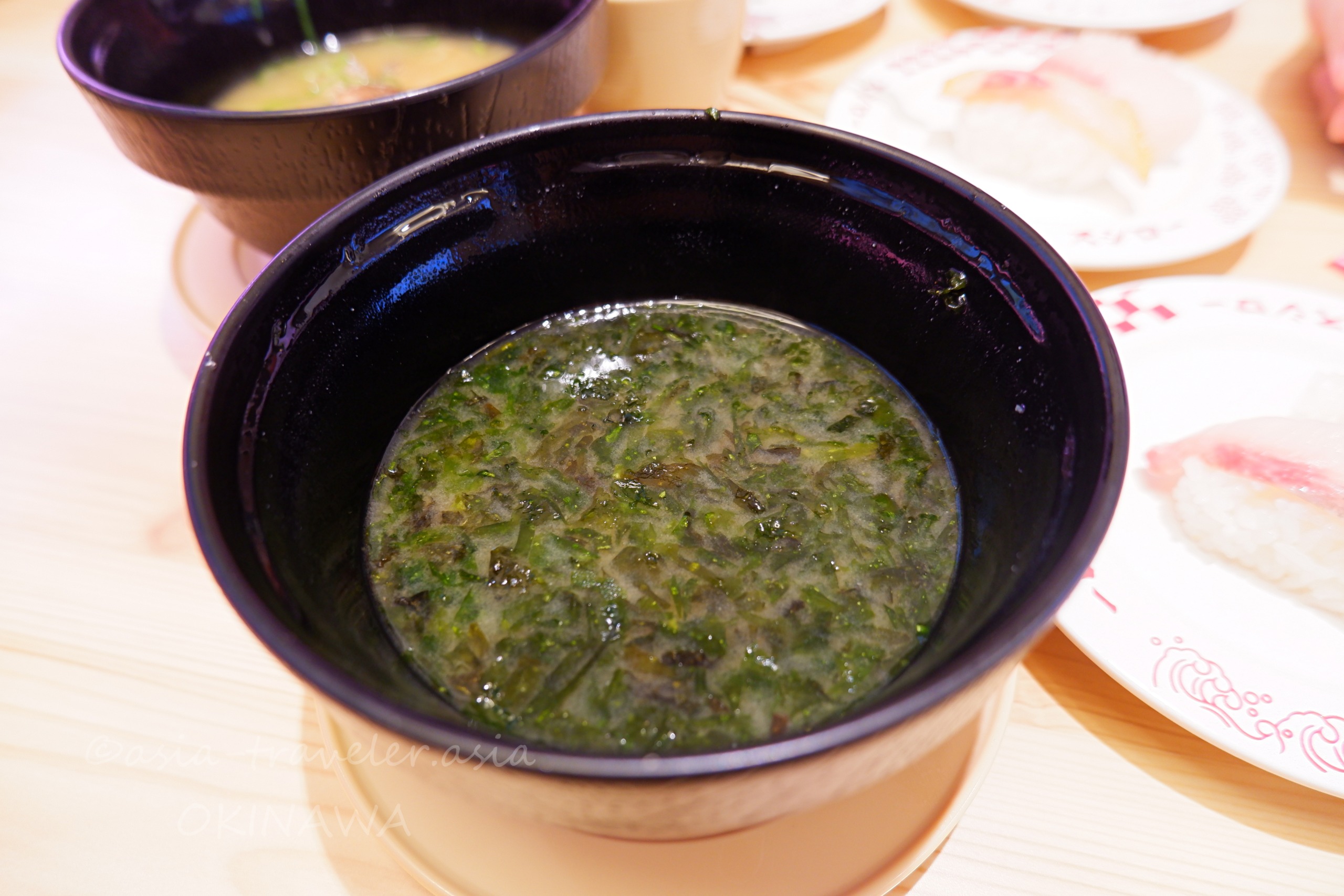 スシロー那覇天久店のあおさと海苔の味噌汁