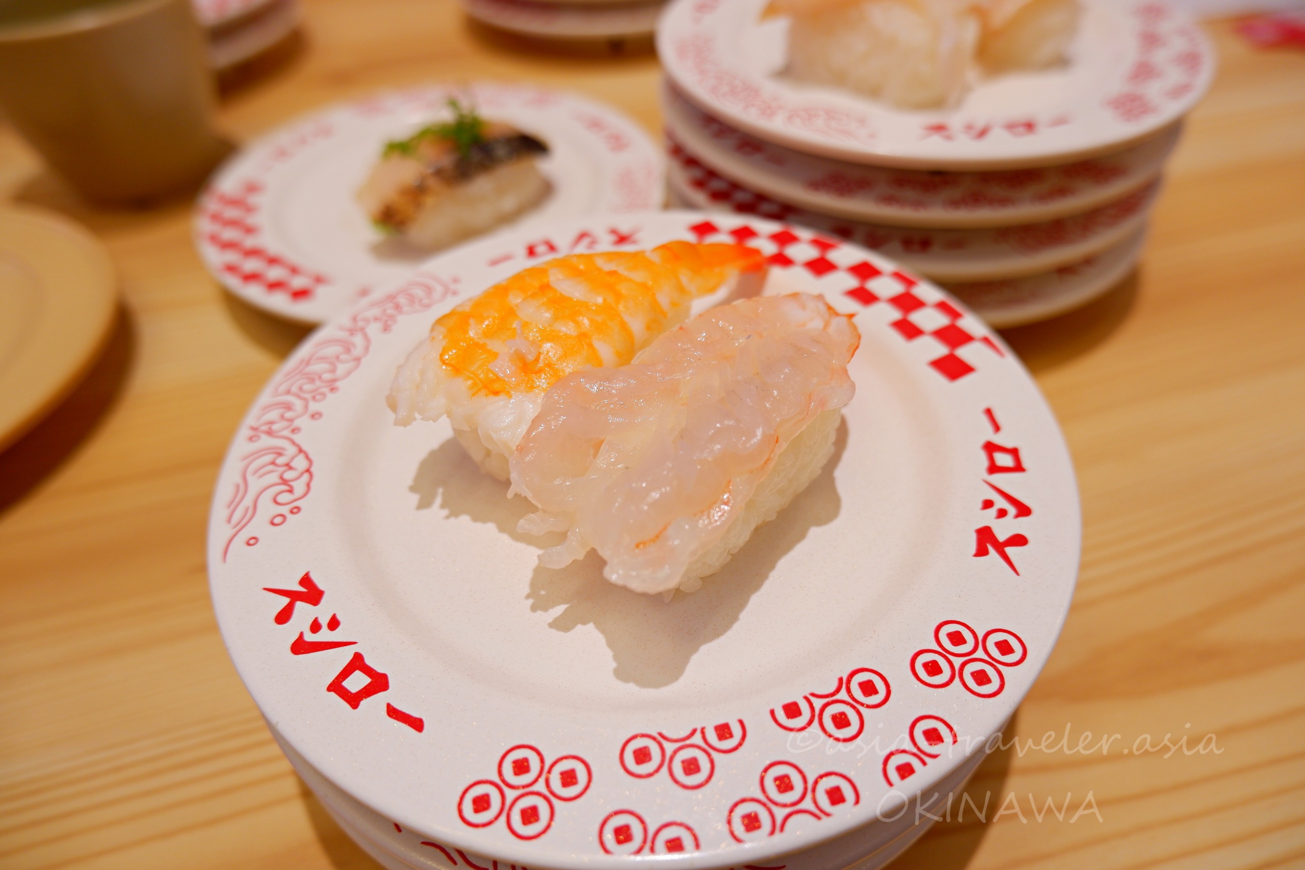 スシロー那覇天久店の生えびとえびにぎり二貫