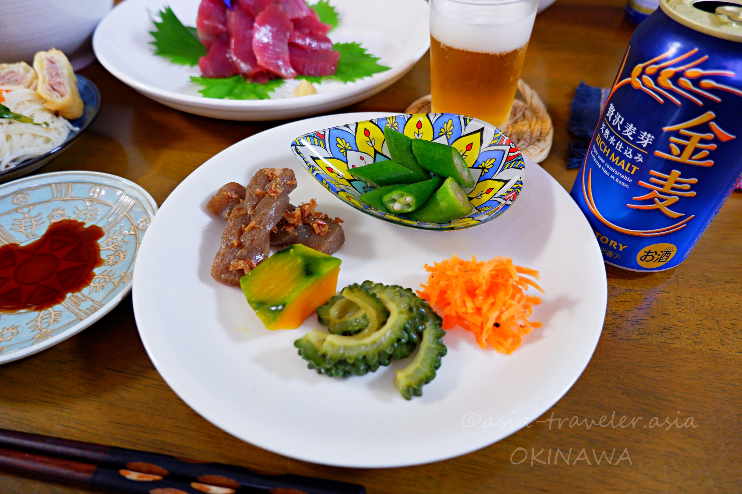 ゴーヤー・パパイヤ・にんじんしりしりの沖縄家庭料理ワンプレートと金麦