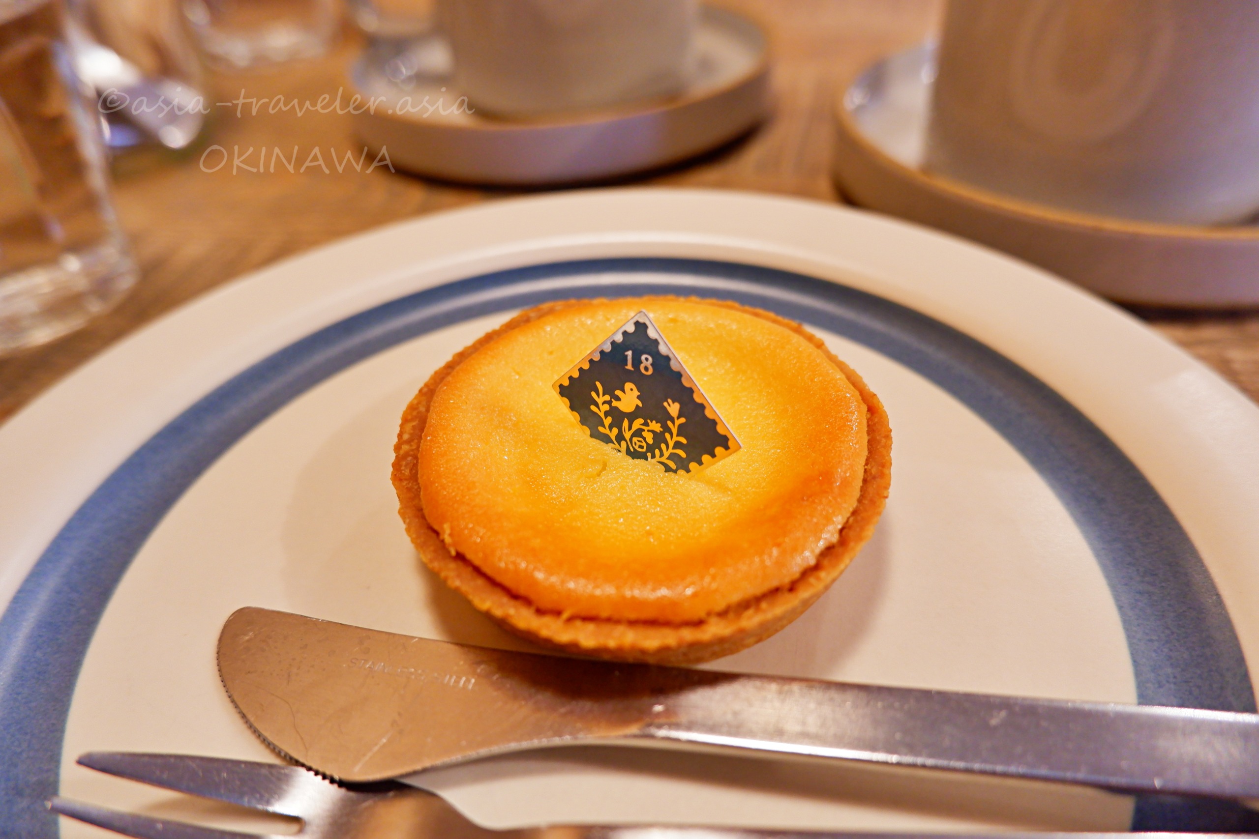 沖縄・オハコルテベーカリーのベイクドチーズタルト
