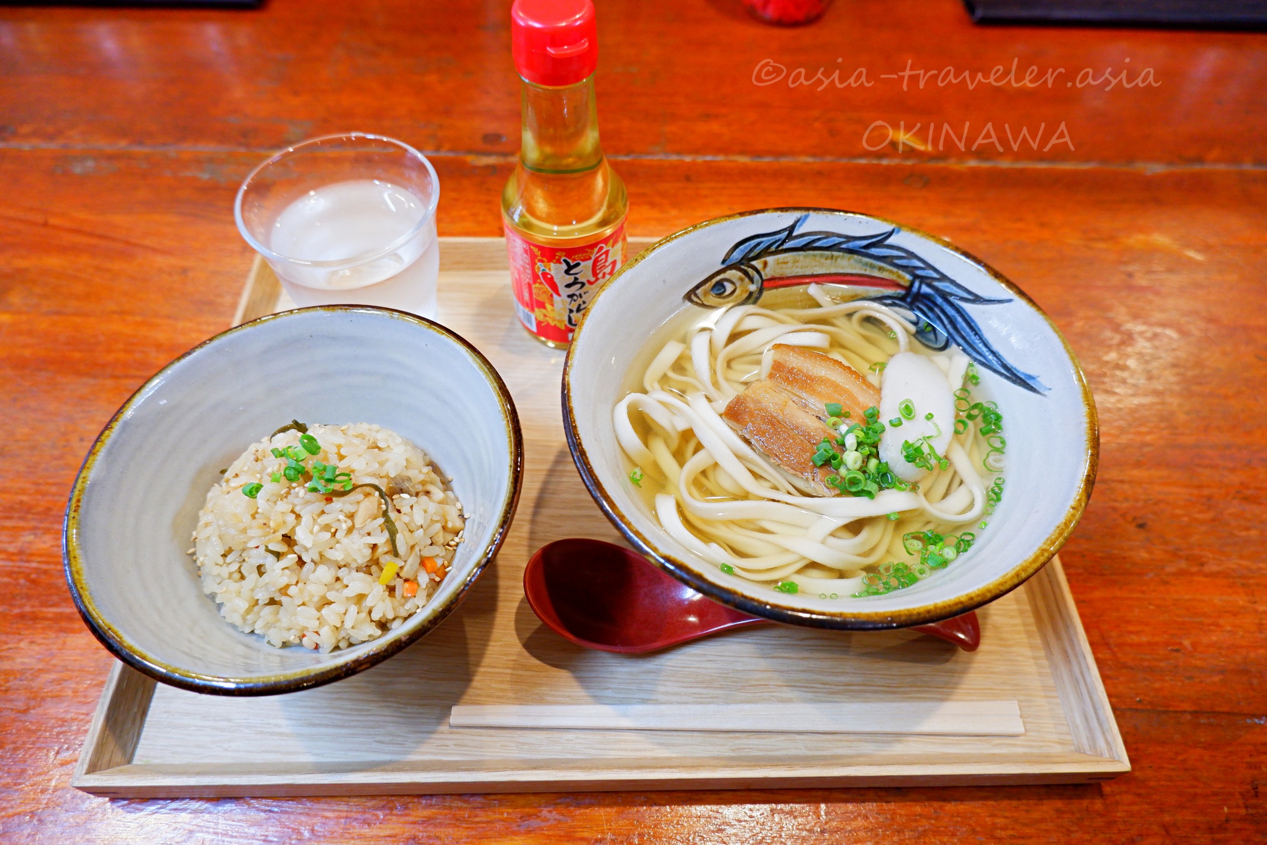 とらやの沖縄そばとじゅーしーセット