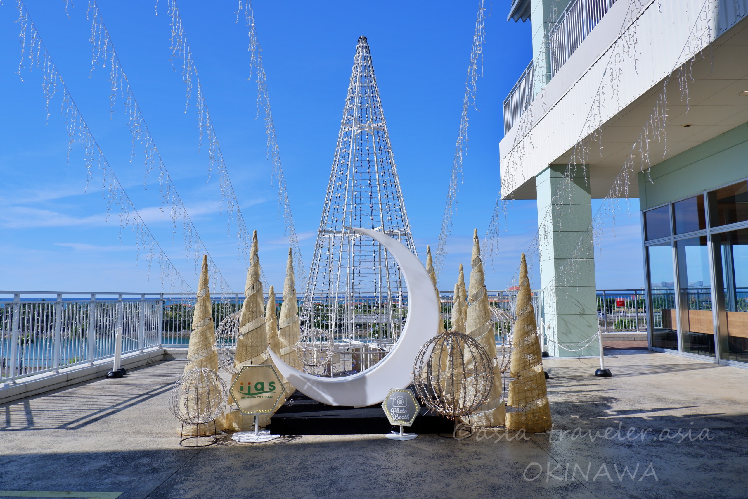 イーアス沖縄豊崎屋上のクリスマスイルミネーション装飾