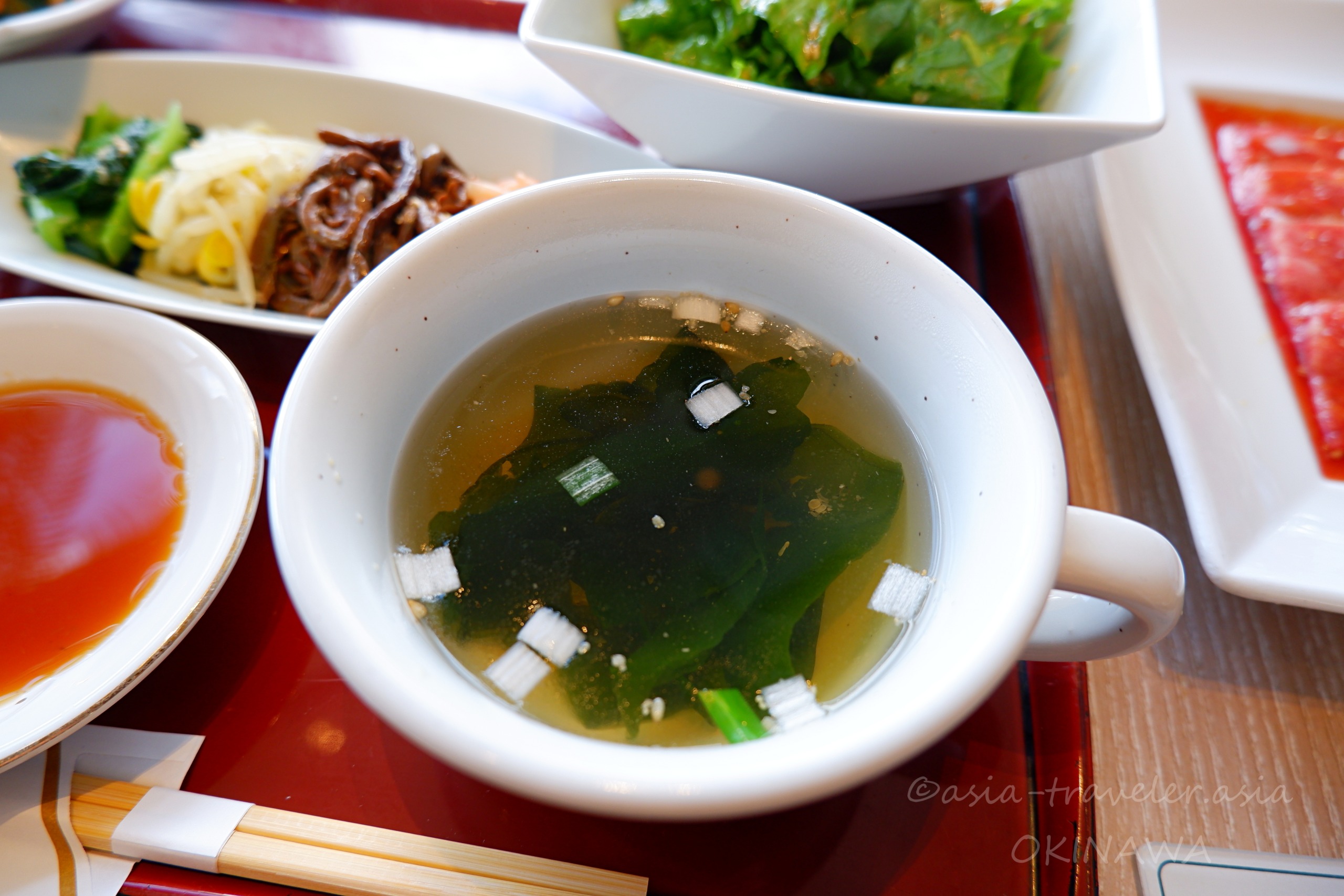 叙々苑浦添パルコシティ店のわかめスープ