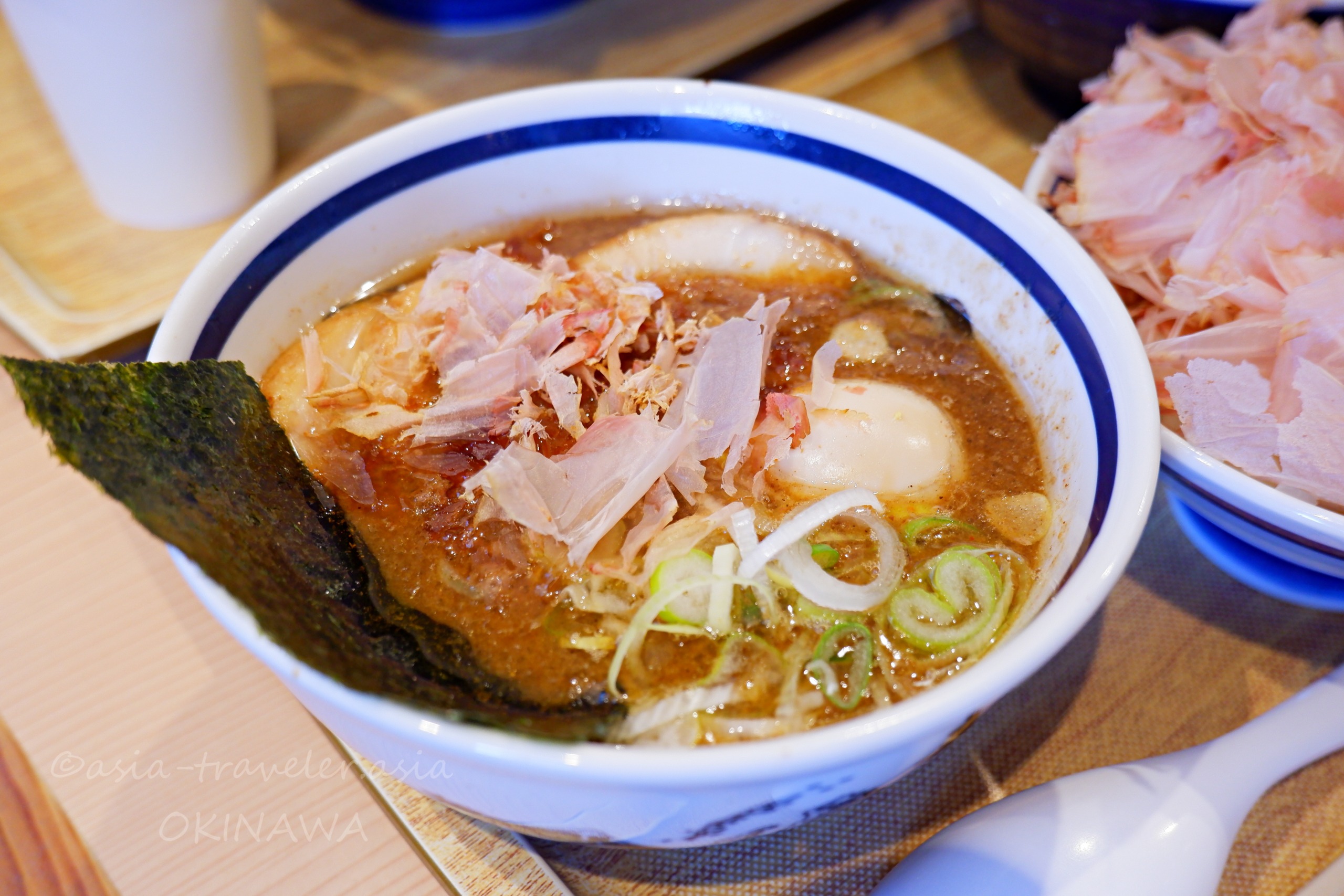 イーアス豊崎「玉」の濃厚魚介特製つけ麺・かつお節トッピング