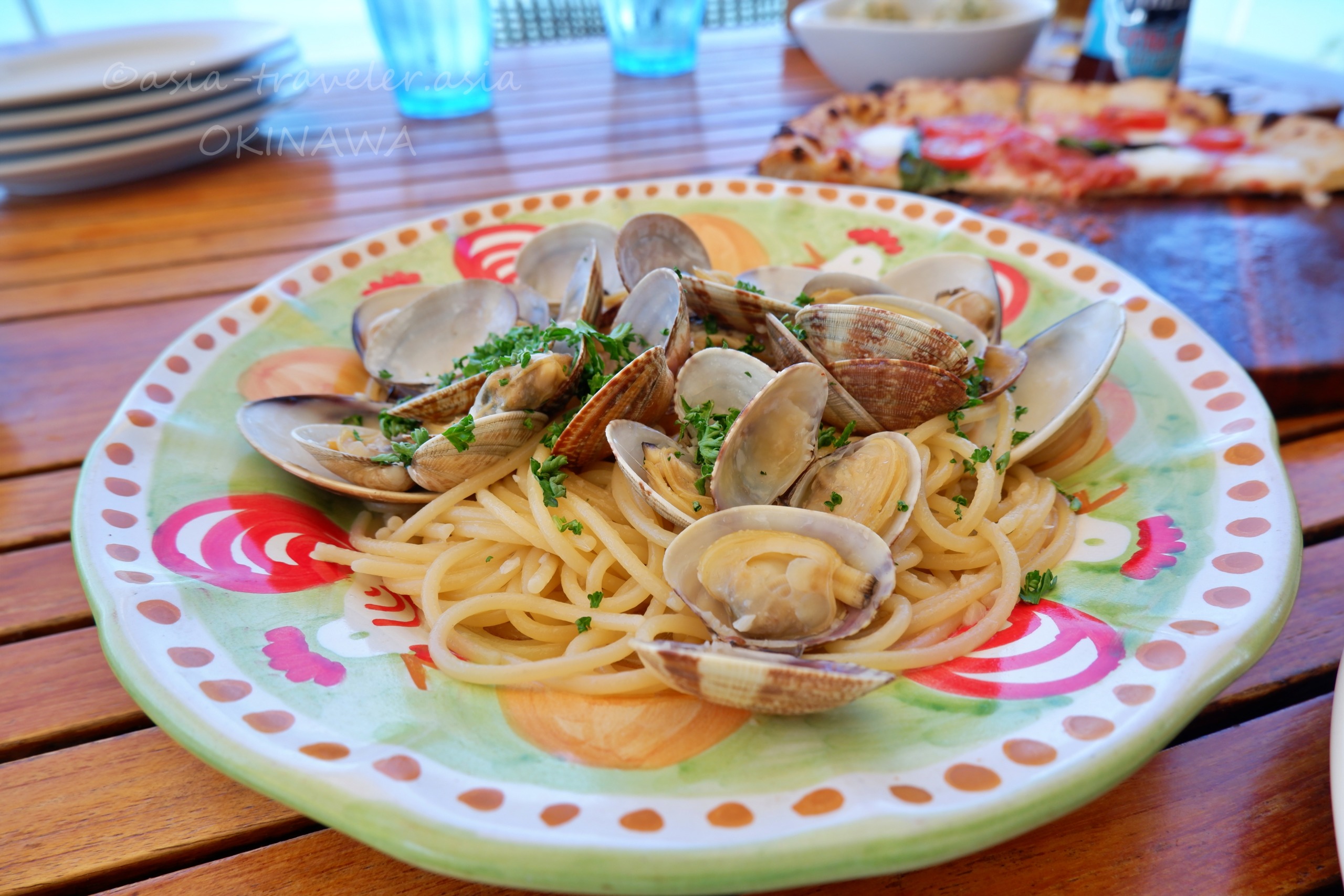 沖縄ポジリポのアサリと蛤のヴォンゴレビアンコ
