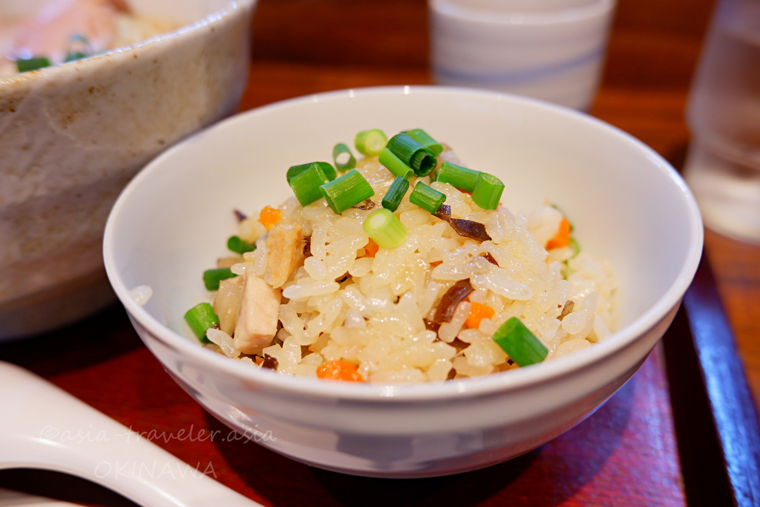 麺屋あんの具だくさんジューシー（沖縄炊き込みご飯）