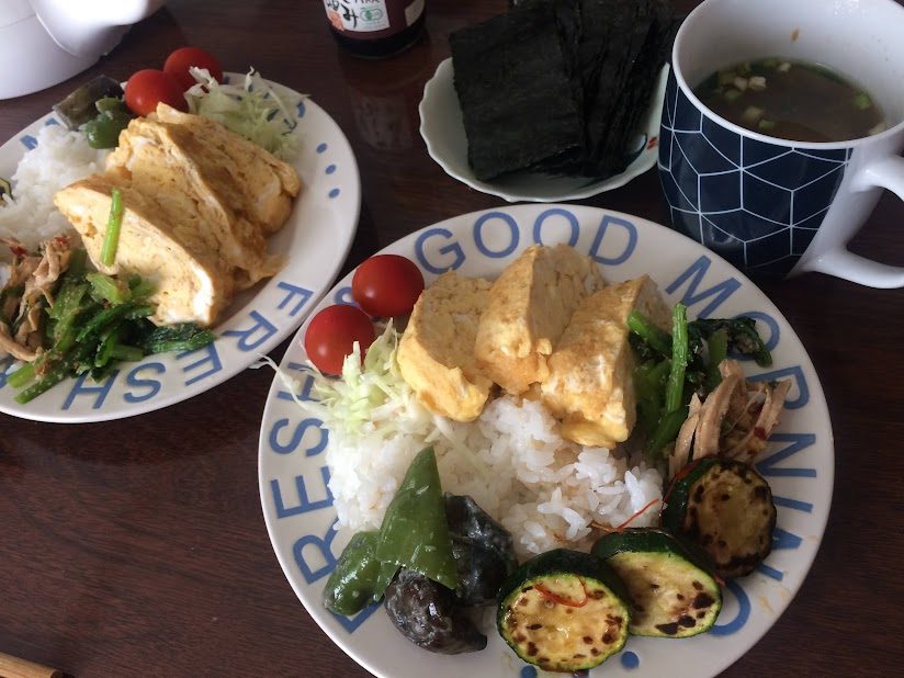 高松最終日の朝食プレート・玉子焼きと野菜の和定食